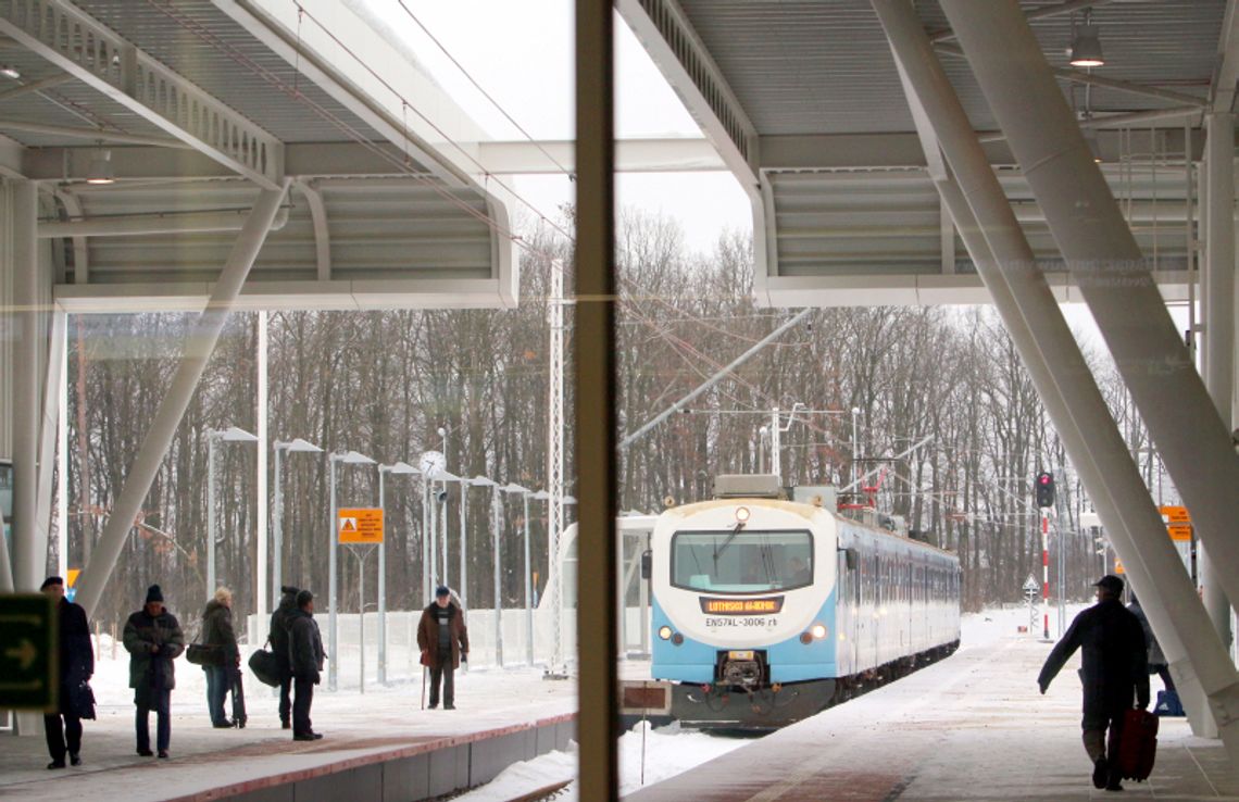 Żeby polecieć, trzeba dojechać do lotniska Lublin. Ale czym?