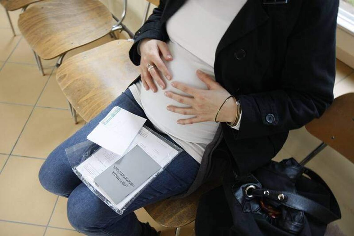 Żeby poród nie był męczarnią. Czym zajmuje się doula?