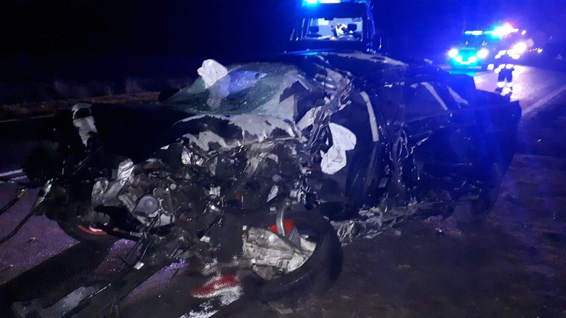 Żelizna: Tragiczny wypadek, zginął kierowca audi