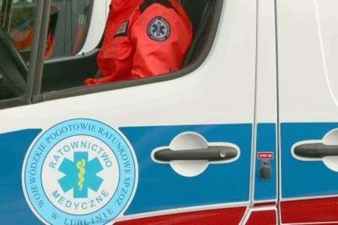 Zemborzycka: Chciał przepuścić pieszego, wjechał w niego bus Zemborzycka: Chciał przepuścić pieszego, wjechał w niego bus