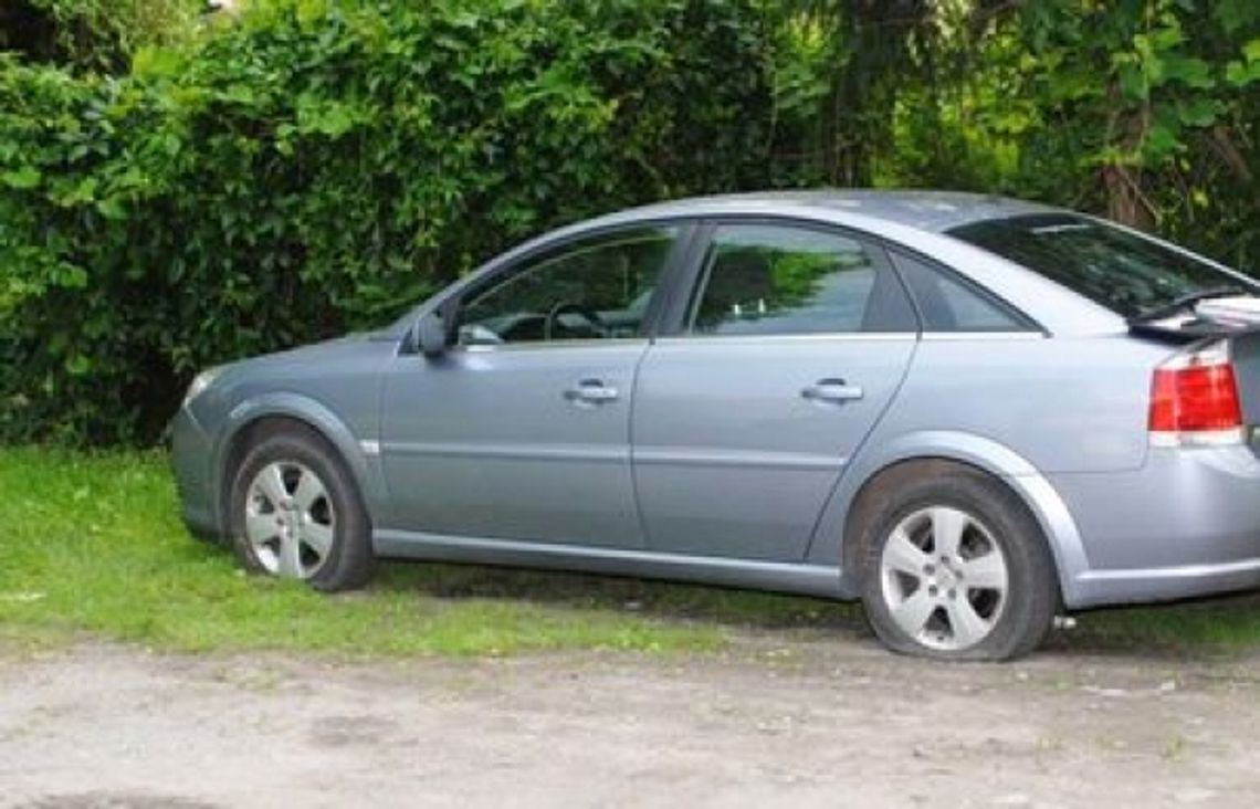 Zemsta byłego chłopaka. Zniszczył auto konkurentowi Zemsta byłego chłopaka. Zniszczył auto konkurentowi