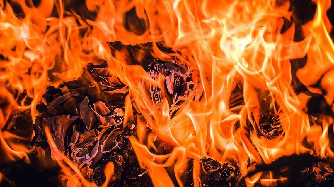 Zemsta na wsi koło Chełma. Podpalił słomę za zwrócenie mu uwagi Zemsta na wsi koło Chełma. Podpalił słomę za zwrócenie mu uwagi