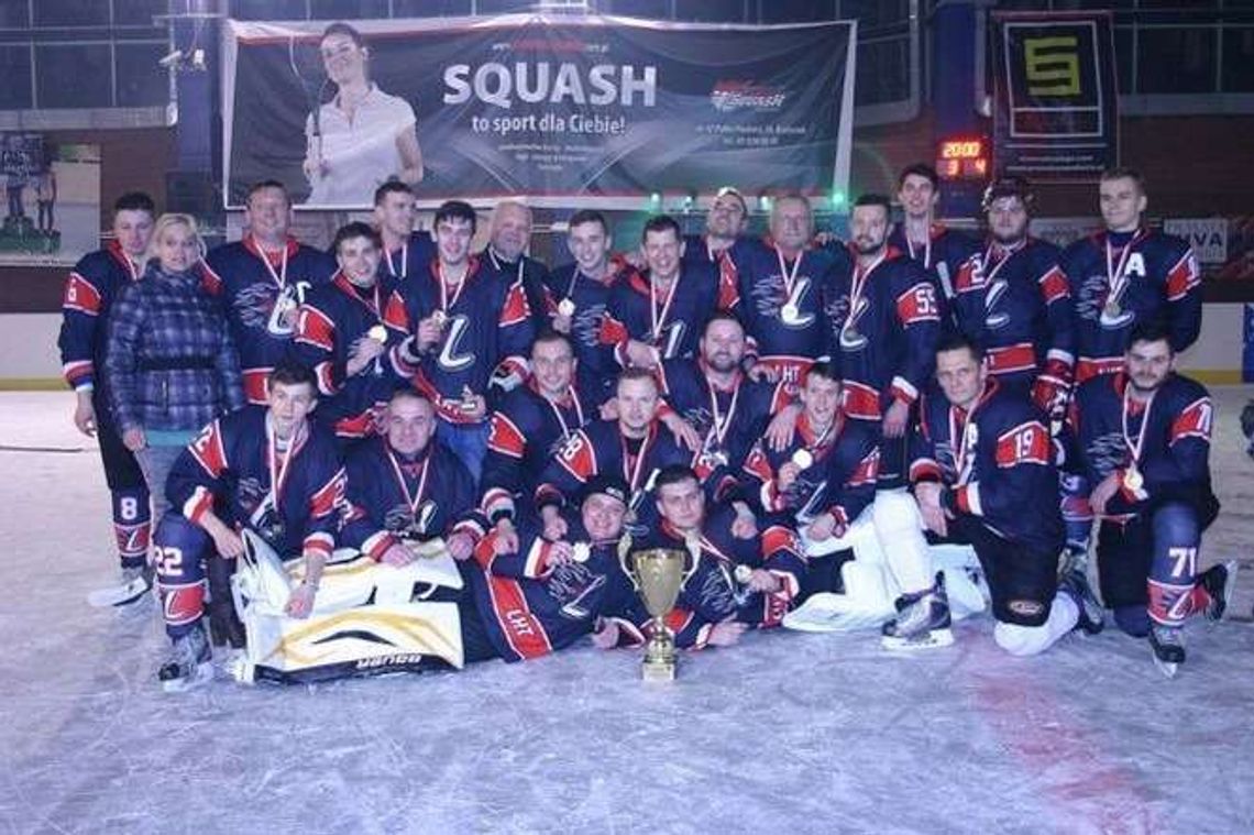 Zespół LHT Lublin zdobył złoty medal 2 Ligi hokeja na lodzie