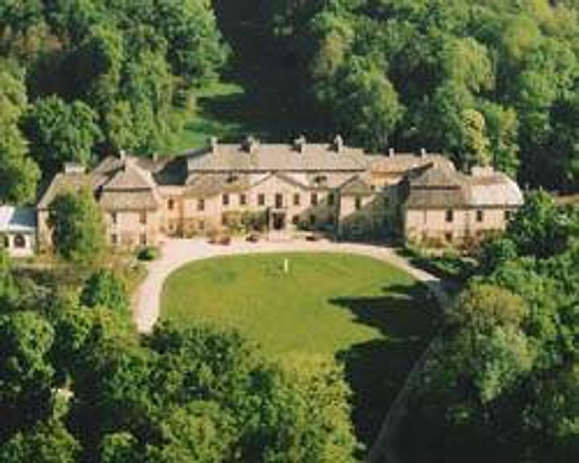 Zespół pałacowy w Klemensowie (nr 81) - 0 głosów