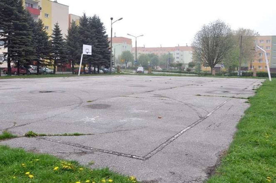 Zespół Szkół nr 1 w Łęcznej:  Zbudują nowy kompleks sportowy