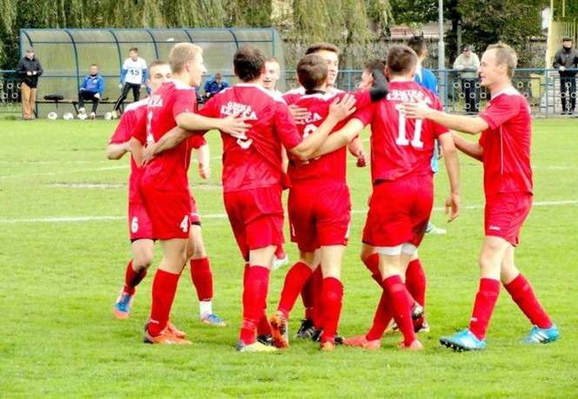 Zespół z Izbicy może być zadowolony z postawy w pierwszej rundzie.