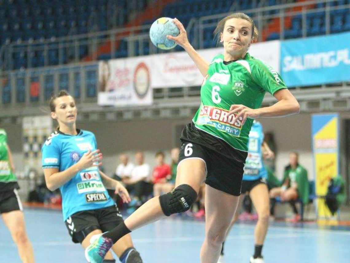 Zgrupowanie reprezentacji Polski utrudnia MKS Selgros przygotowania do Ligi Mistrzyń Zgrupowanie reprezentacji Polski utrudnia MKS Selgros przygotowania do Ligi Mistrzyń