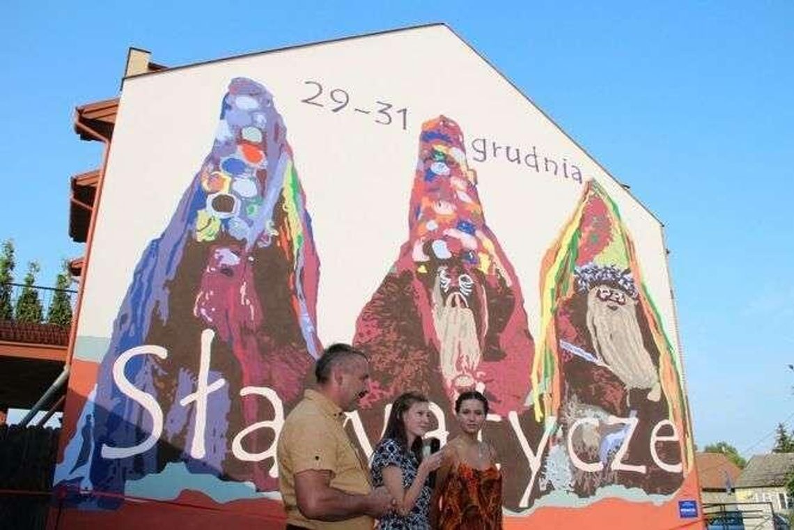 Zimą łapią przechodniów i chuliganią. Teraz trafili na mural [zdjęcia]