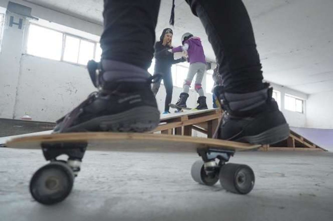 Zima w mieście. Deskorolkowe ABC dla wszystkich Zima w mieście. Deskorolkowe ABC dla wszystkich