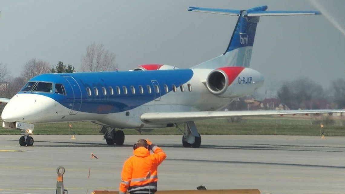 Złe wiadomości dla lotniska Lublin. Przewoźnik kończy działalność i likwiduje loty