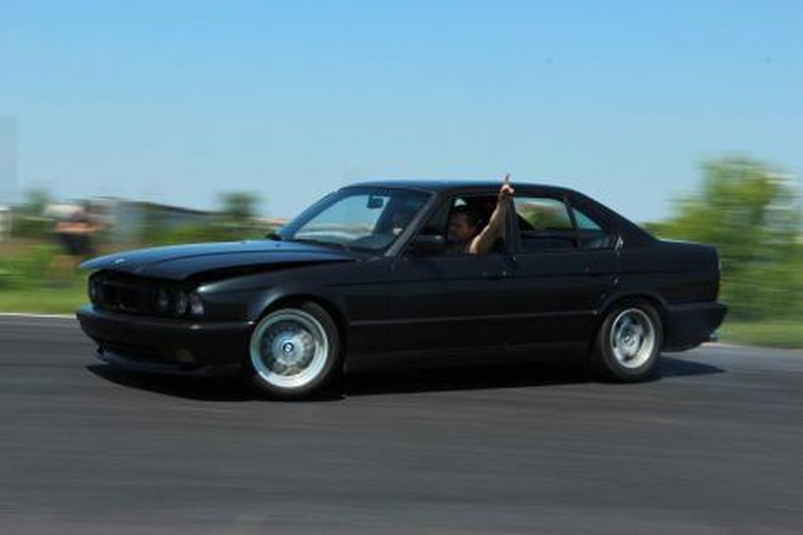 Zlot miłośników samochodów BMW w Lublinie (zdjęcia, film) Zlot miłośników samochodów BMW w Lublinie (zdjęcia, film)