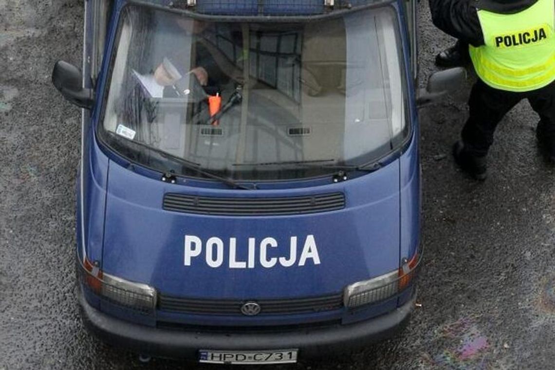 Zmarł, bo żona przywiązała go sznurkiem za szyję do kaloryfera?