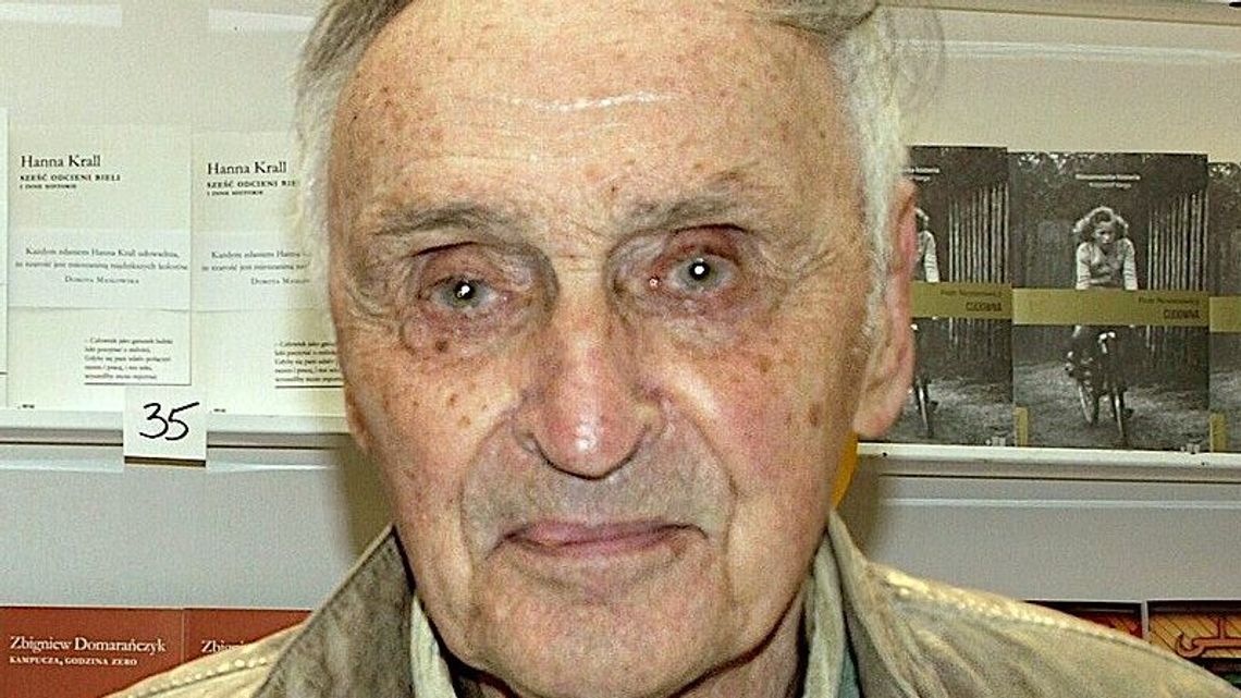 Zmarł znany polski scenarzysta. Napisał wiele kultowych scenariuszy Zmarł znany polski scenarzysta. Napisał wiele kultowych scenariuszy