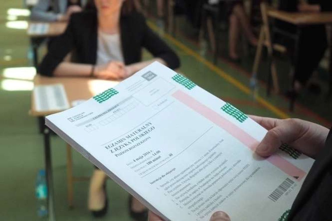 Zmarnowali uczniom rok, bo OKE błędnie oceniła prace maturalne. "Nie policzyli 40 proc. punktów"