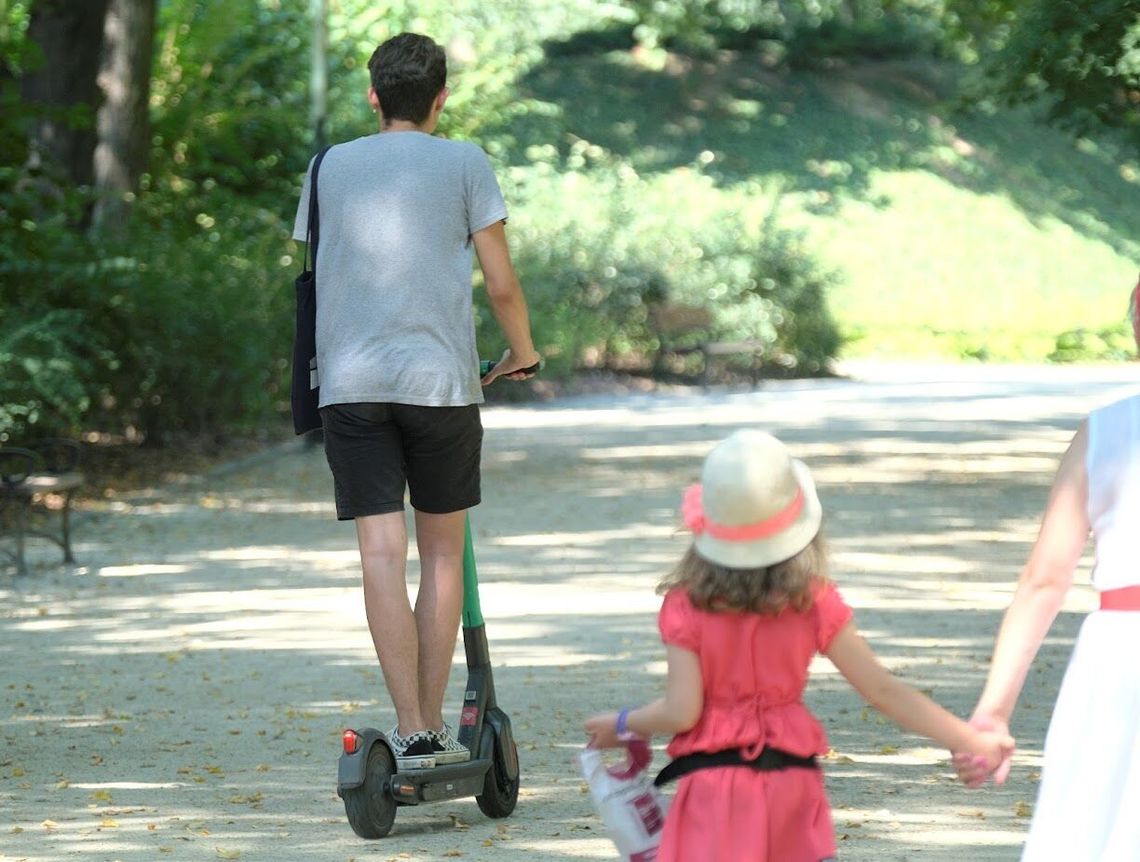 Zmiana przepisów. Strażnik miejski wlepi mandat za przekroczenie prędkości Zmiana przepisów. Strażnik miejski wlepi mandat za przekroczenie prędkości
