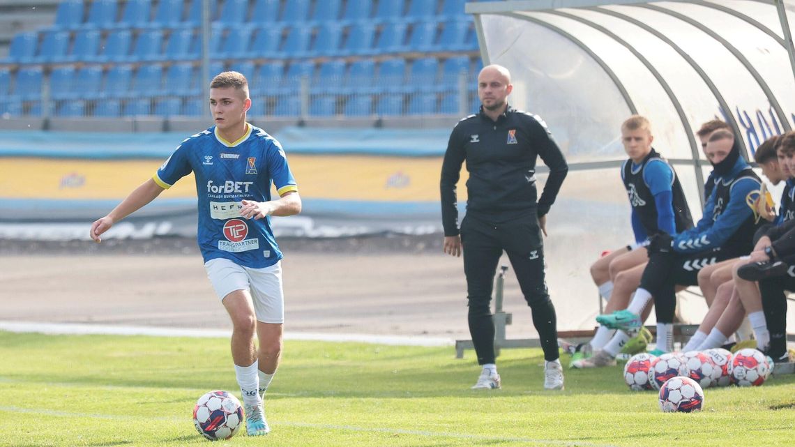 Zmiana trenera w Motorze II Lublin, samobój na wagę wygranej w Tomaszowie i reszta wyników IV ligi Zmiana trenera w Motorze II Lublin, samobój na wagę wygranej w Tomaszowie i reszta wyników IV ligi