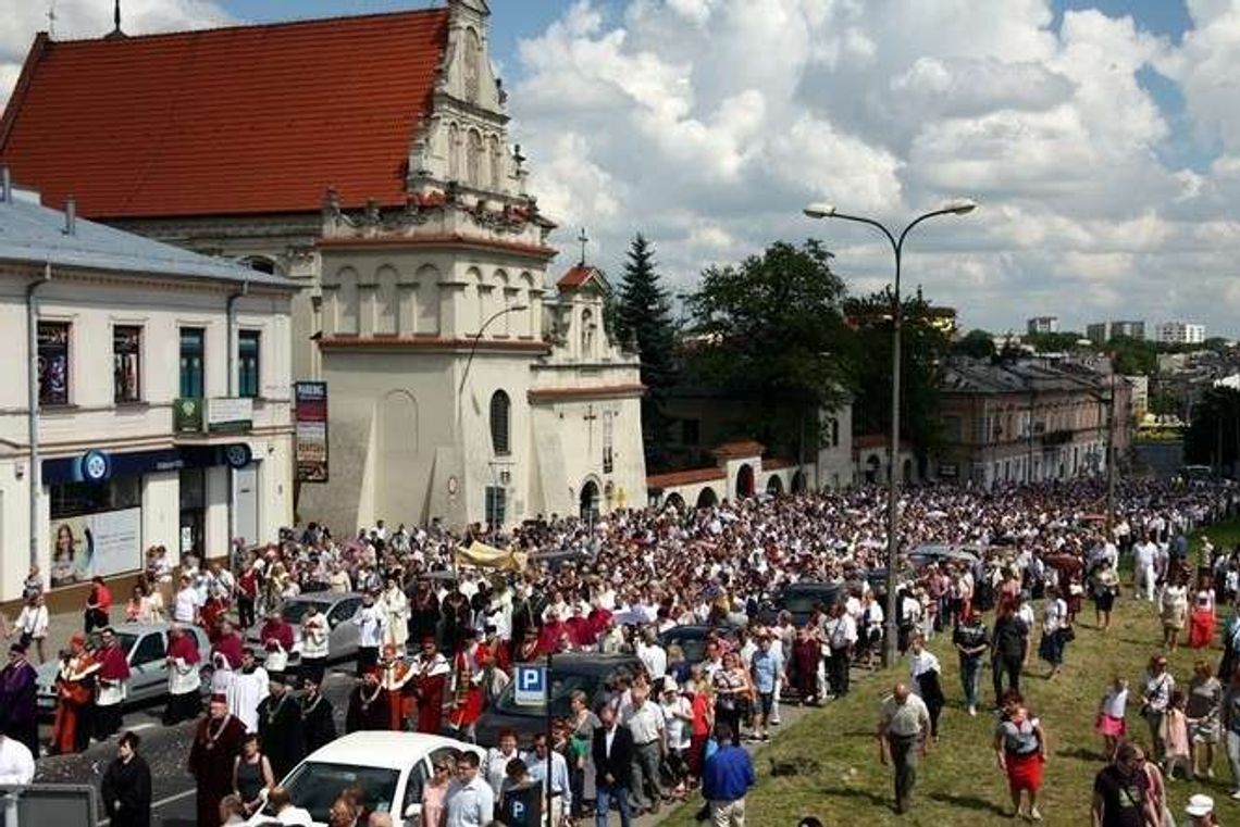 Zmiany na ulicach, parkingach i przystankach. Gdzie natkniesz się na utrudnienia? Zmiany na ulicach, parkingach i przystankach. Gdzie natkniesz się na utrudnienia?