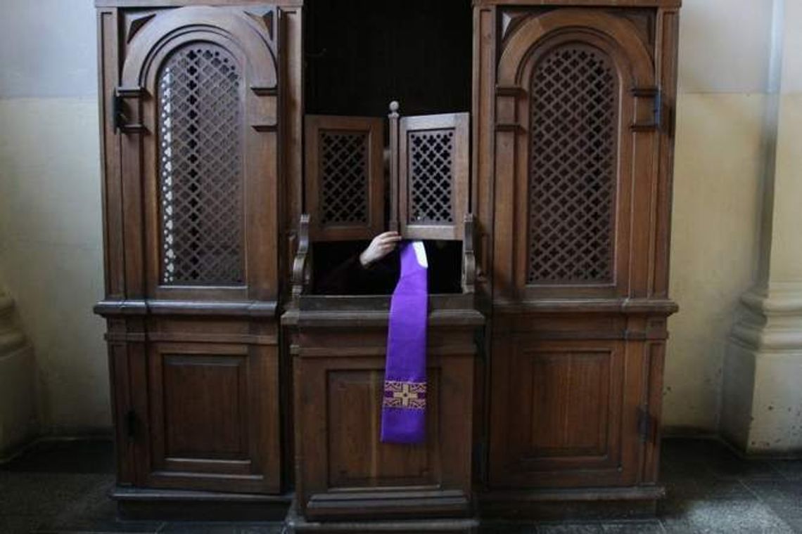 Zmiany personalne w kurii. Arcybiskup wymienia księży, przenosi proboszczów Zmiany personalne w kurii. Arcybiskup wymienia księży, przenosi proboszczów