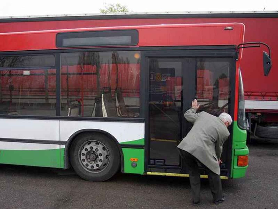 Zmiany rozkładu autobusów: Pasażerowie zawiedzeni Zmiany rozkładu autobusów: Pasażerowie zawiedzeni