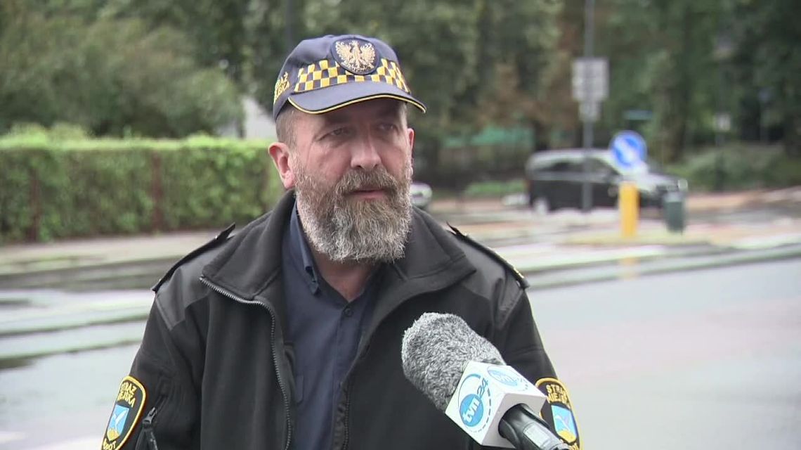 Zmiany w mandatach. Strażnicy miejscy mogą karać osoby korzystające z hulajnóg