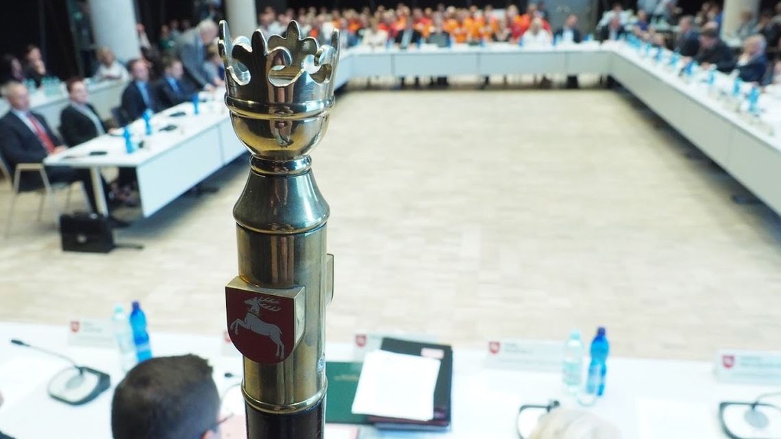 Zmiany w urzędzie marszałkowskim. Ze stanowiskami żegnają się dyrektorzy i kierownicy