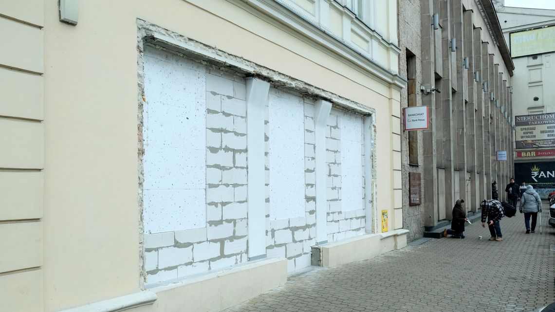 Zmiany w zabytkowym budynku przy Krakowskim Przedmieściu w Lublinie Zmiany w zabytkowym budynku przy Krakowskim Przedmieściu w Lublinie