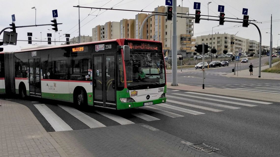 Zmienią się trasy popularnych linii komunikacji miejskiej w Lublinie. Duża luka po Warbusie Zmienią się trasy popularnych linii komunikacji miejskiej w Lublinie. Duża luka po Warbusie