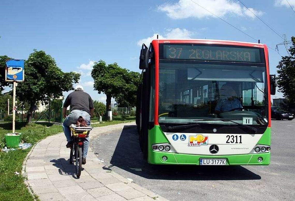 Zmieniają rozkład komunikacji miejskiej. Więcej autobusów nad zalew Zmieniają rozkład komunikacji miejskiej. Więcej autobusów nad zalew