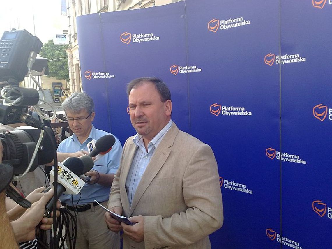 Żmijan (PO) wyzwał na debatę Michałkiewicza (PiS)