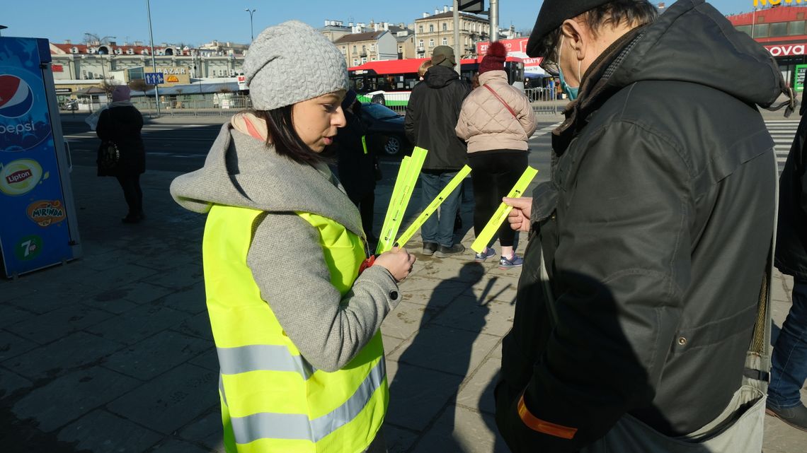 Zmrok zapada. A odblaski mogą uratować życie