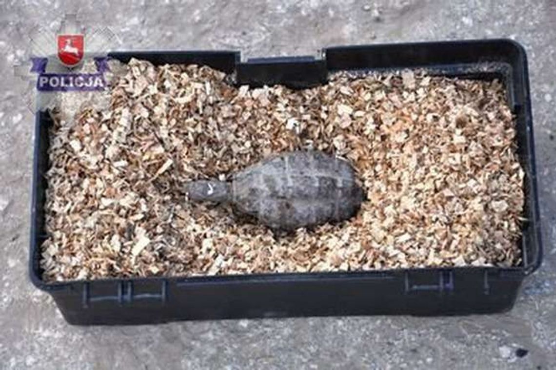 Znalazł na polu granat i ukrył go w szopie z drewnem