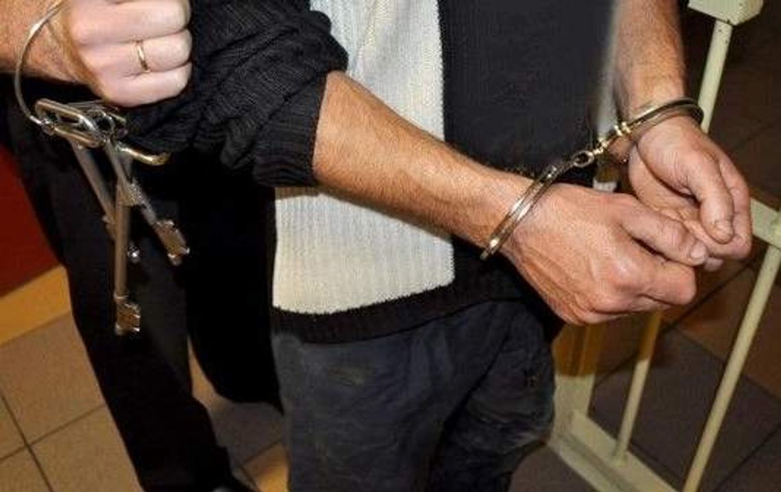 Znęcał się nad 86-letnią matką, grozi mu 7 lat więzienia