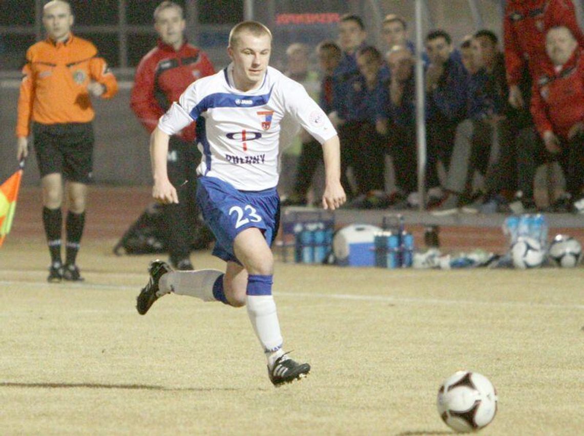 Znicz Pruszków - Wisła Puławy 0:0, obrona ciągle na zero