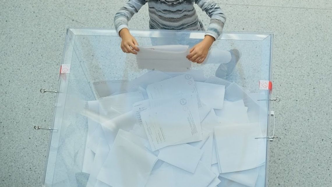 Zniknęło 19 głosów w komisji w Kawęczynie. Ponownego liczenia nie będzie