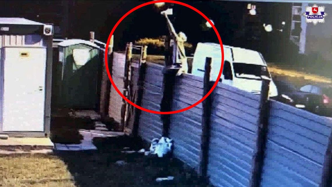 Zniszczyli kamerę i czujnik na budowie bloku. Nagrała ich inna kamera [wideo]