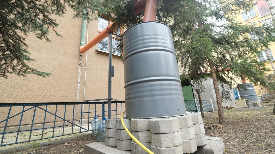 Znów dopłacą zbierającym deszczówkę. Do tej pory mieszkańcy woj. lubelskiego dostali 4 mln zł Znów dopłacą zbierającym deszczówkę. Do tej pory mieszkańcy woj. lubelskiego dostali 4 mln zł