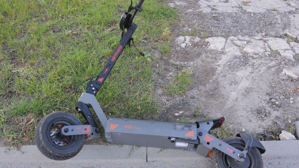 Znów wypadek na hulajnodze. Dwaj chłopcy trafili do szpitala Znów wypadek na hulajnodze. Dwaj chłopcy trafili do szpitala