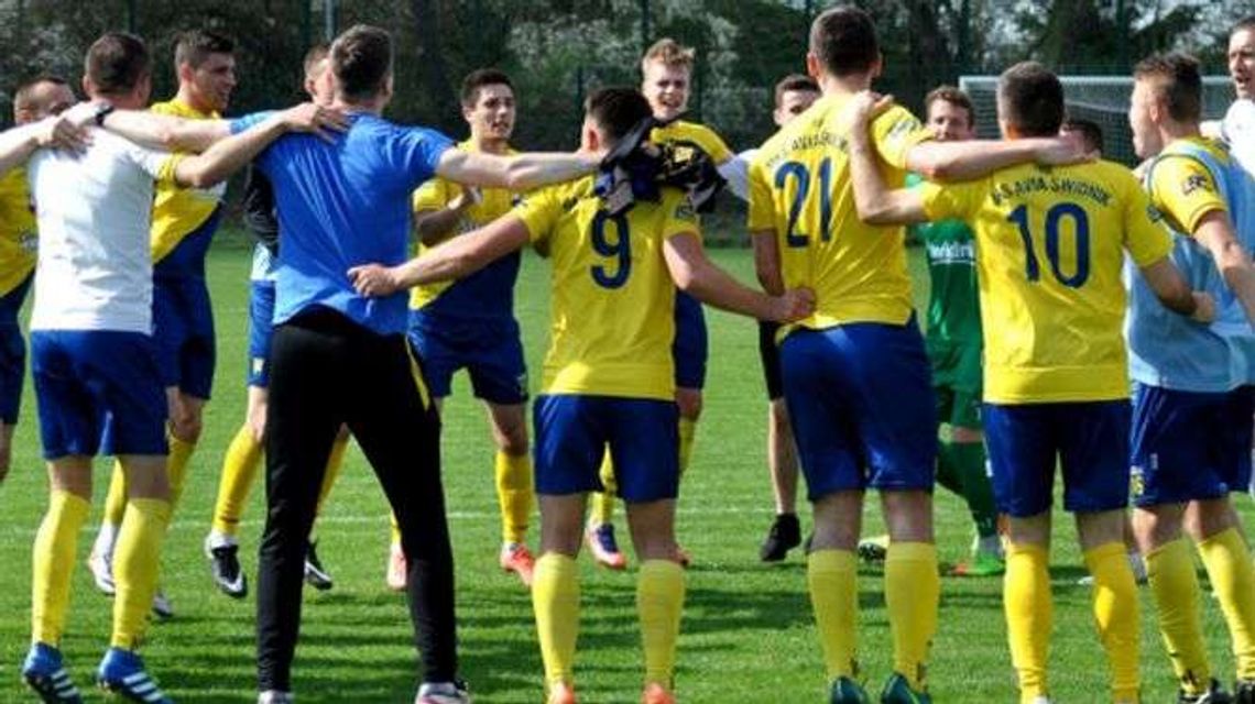 Znowu ciekawe derby w Świdniku. Avia gra z Orlętami