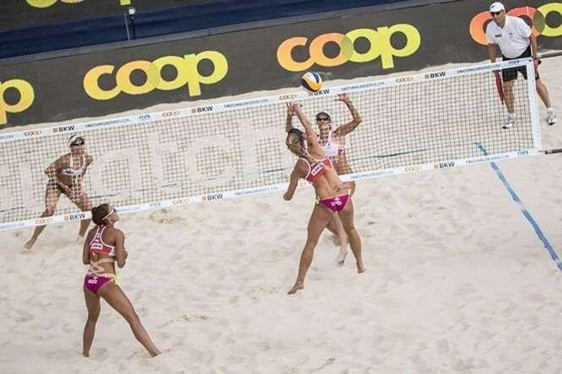 Znowu dziewiąte, Kinga Kołosińska i Monika Brzostek po raz trzeci w 1/8 finału