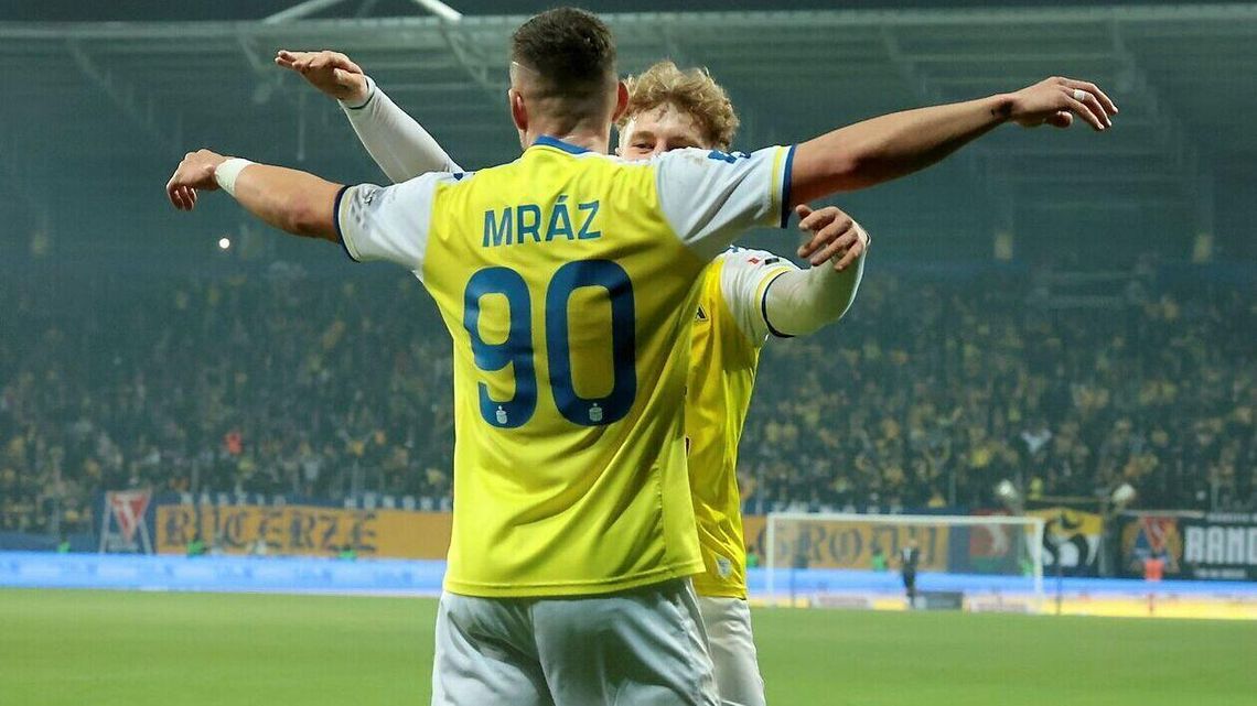 Znowu festiwal goli na Arenie Lublin. Motor pokonał Pogoń Szczecin [zobacz bramki]