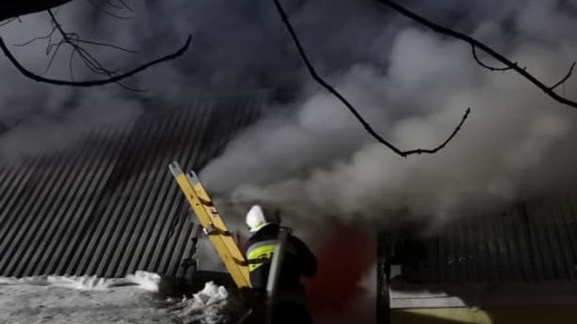 Zobaczyła, że dom sąsiadów płonie. Uratowała im życie