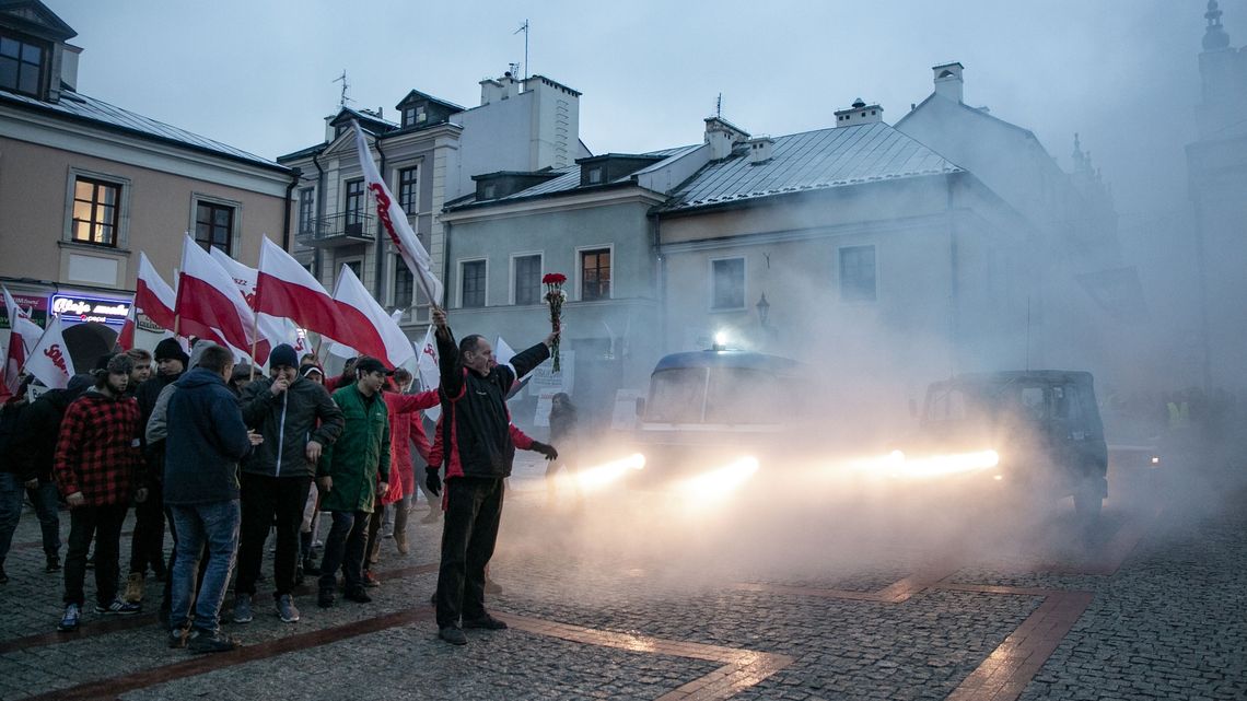 ZOMO w Zamościu. Rekonstrukcja na Rynku Solnym [zdjęcia]