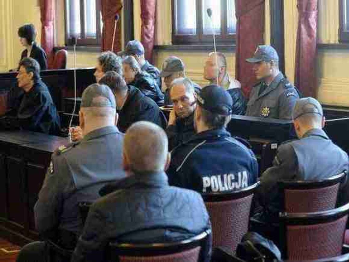 Żona świadka koronnego przerywa milczenie