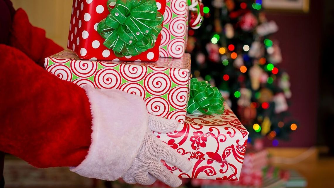 Zostań Mikołajem, dorzuć się do paczki dla dzieci Zostań Mikołajem, dorzuć się do paczki dla dzieci