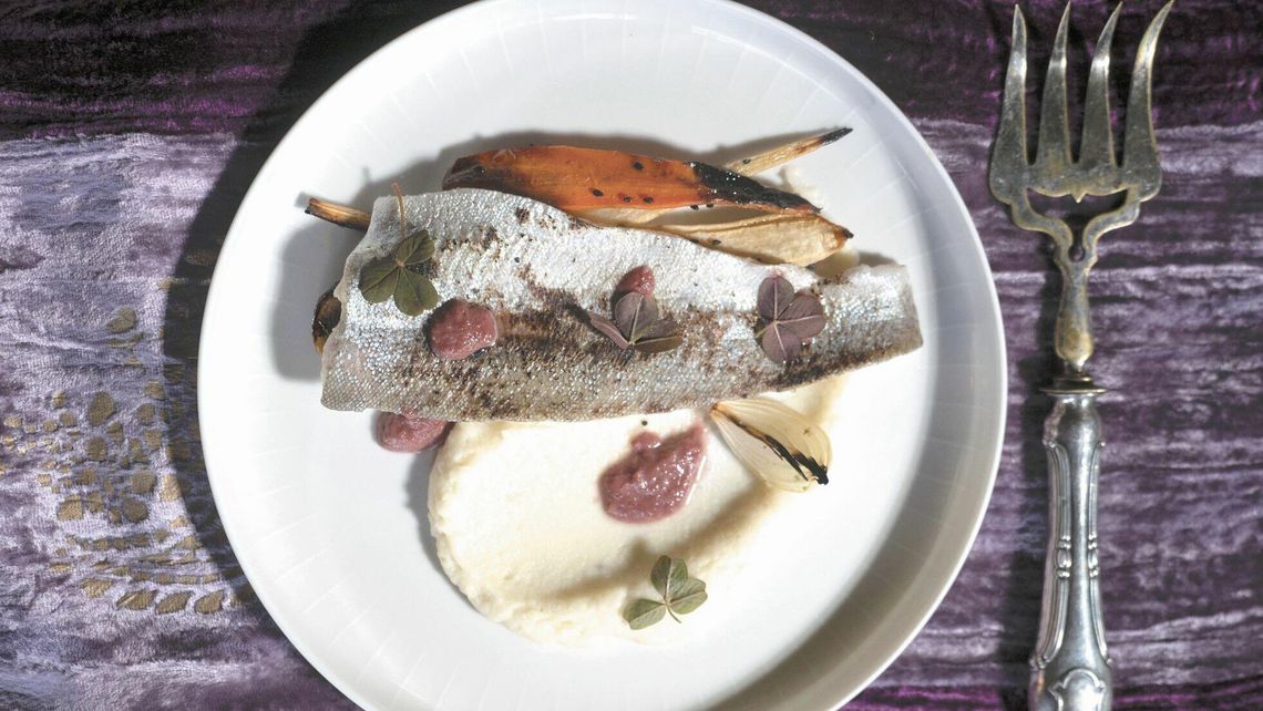 Zostaw tę świnię. Przepisy na ryby zamiast wieprzowiny Zostaw tę świnię. Przepisy na ryby zamiast wieprzowiny