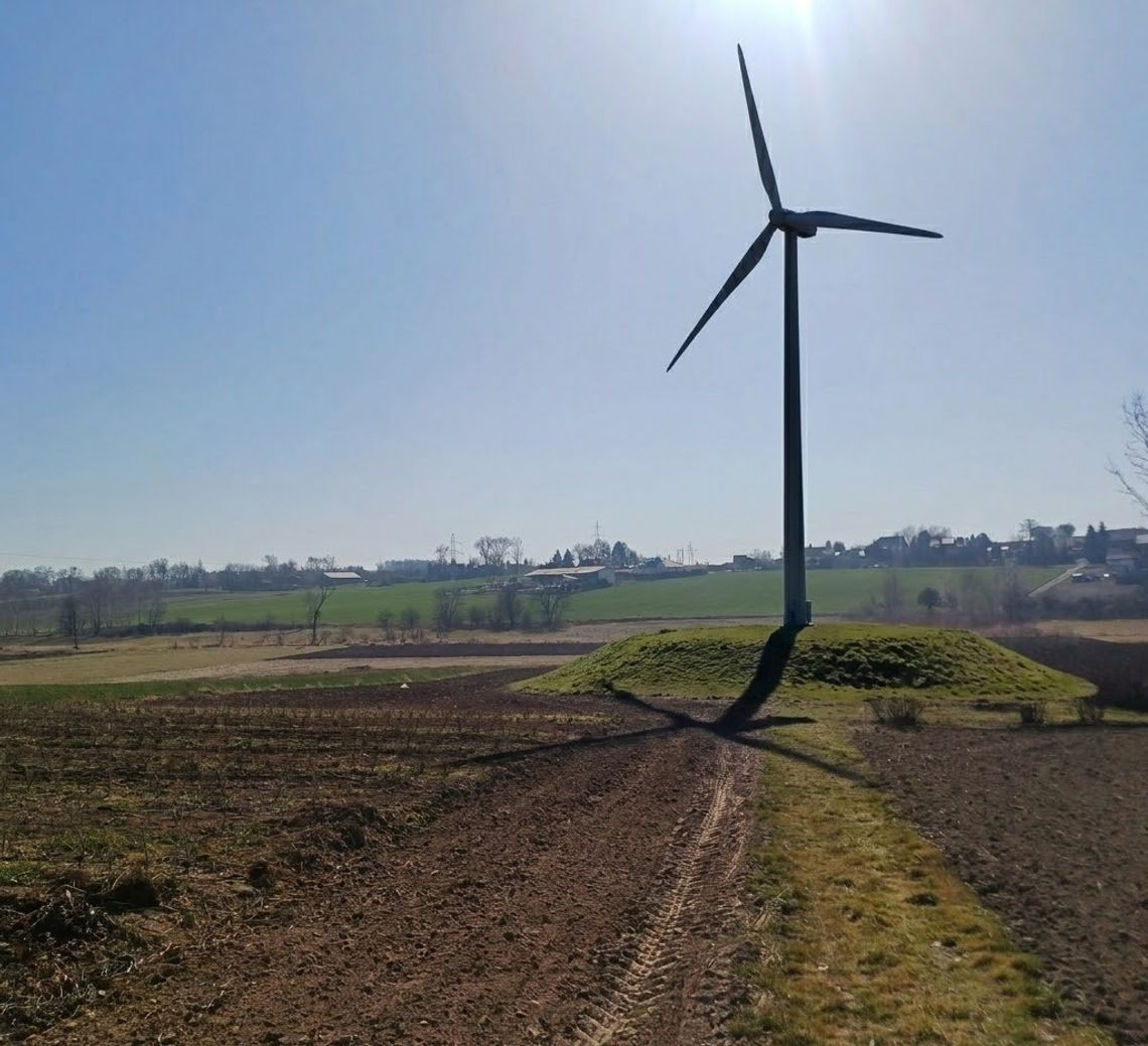 Zrobieni w wiatrak. „Zaciągnęli na nas kredyt, nie dali niczego” Zrobieni w wiatrak. „Zaciągnęli na nas kredyt, nie dali niczego”