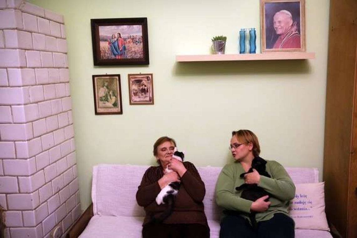 Zrobili rodzinie kulturalny remont mieszkania. Teraz świat wygląda nieco lepiej Zrobili rodzinie kulturalny remont mieszkania. Teraz świat wygląda nieco lepiej