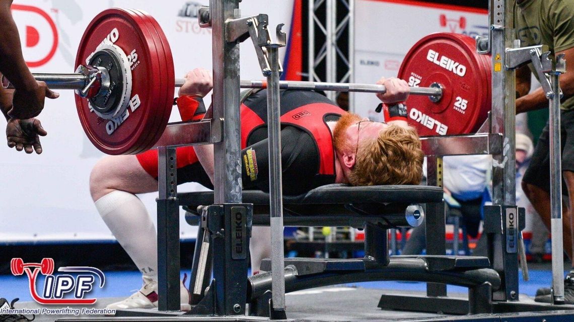 Zrzutka na mistrza świata. Młody sztangista zbiera pieniądze na zawody
