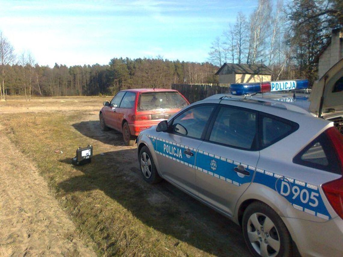 Żurawiniec: Pościg za hondą, kierowca miał 3,4 promila