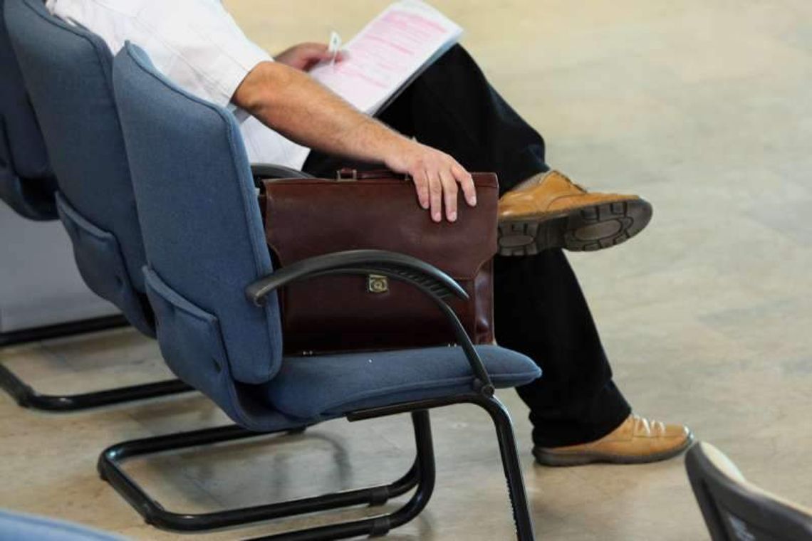 ZUS czy OFE? Dylemat przyszłego emeryta